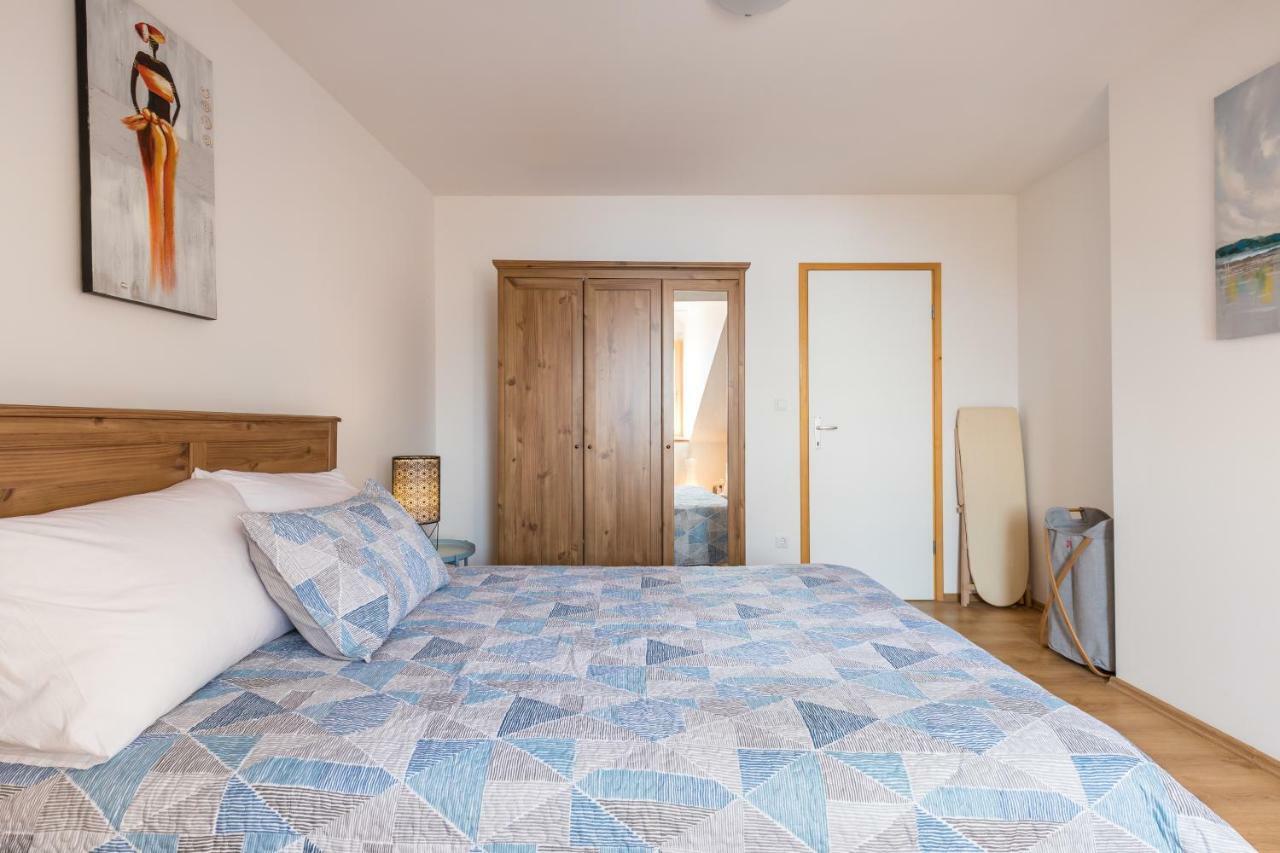 Waterview Apartments Mimice Kültér fotó